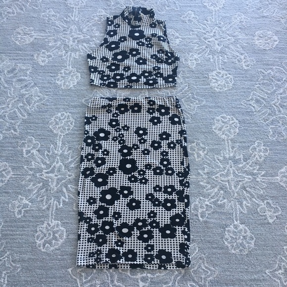 Sans Souci Dresses & Skirts - Crop top & skirt